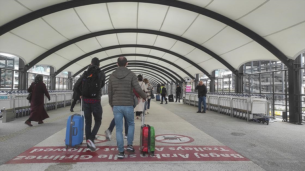 AA-20230622-31492070-31492069-GAYRETTEPEISTANBUL_HAVALIMANI_METROSU_SEFERLERI_KURBAN_BAYRAMINDA_UCRETSIZ_OLACAK
