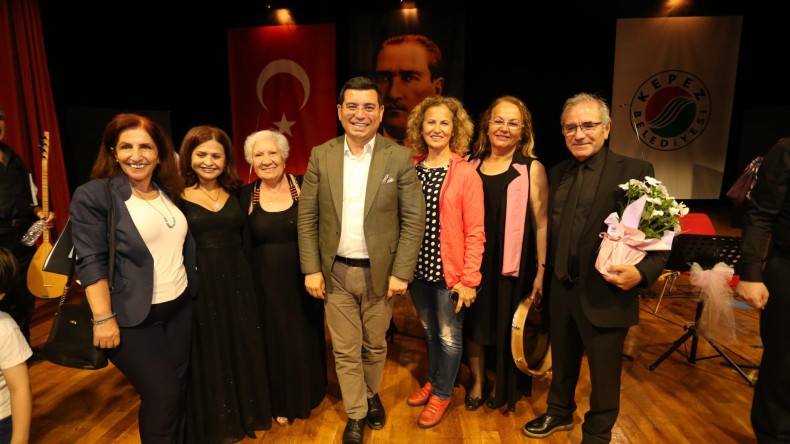 Kepez’de Anadolu’nun renkleri türkülerle dile geldi