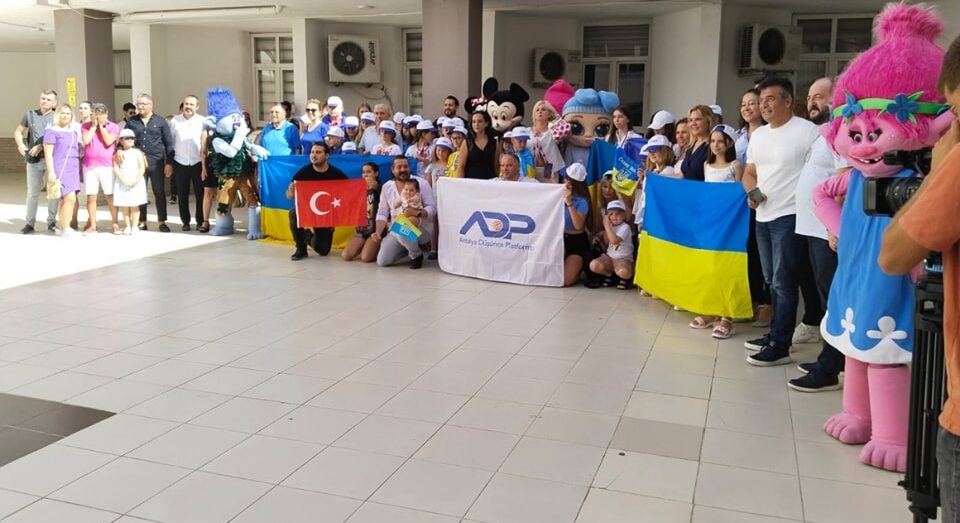 Hoş geldiniz !  Ukraynalı Çocuklarımız Antalya’ da