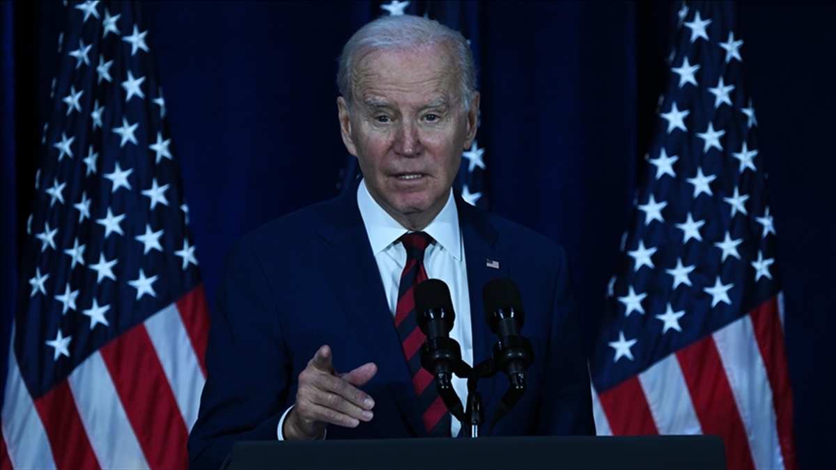 Biden, Ukrayna’ya misket bombası vermenin “çok zor bir karar” olduğunu söyledi