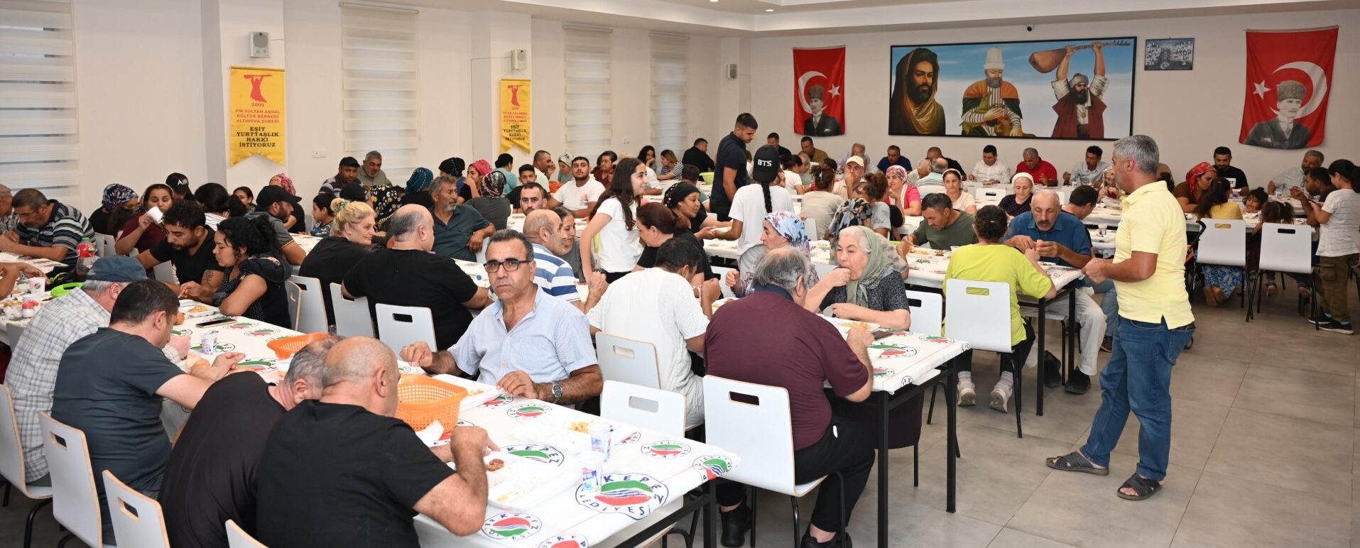 Tütüncü, Muharrem Orucunda canlarla bir araya geldi