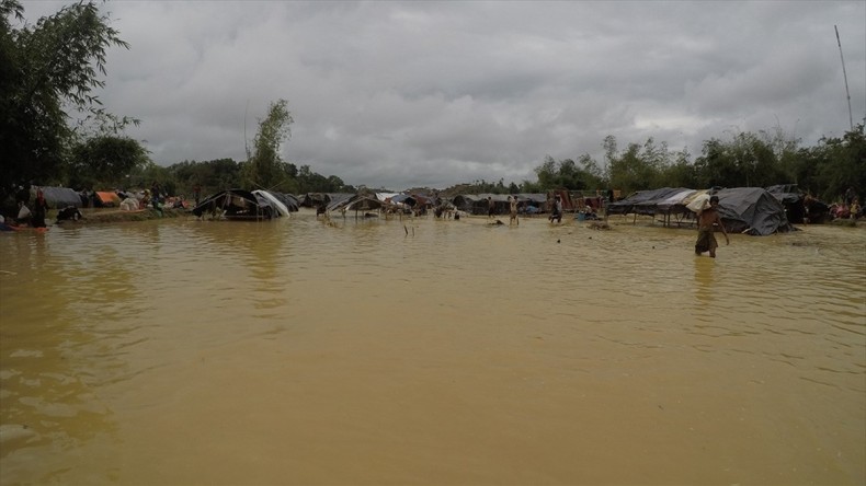 Myanmar’da muson yağmurlarının yol açtığı sellerde yaklaşık 60 bin kişi yerinden oldu