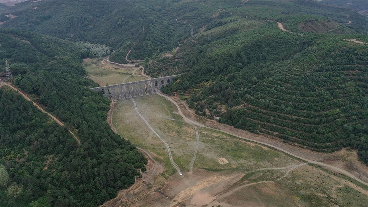 İstanbul’a su sağlayan 10 barajın 6’sında doluluk yüzde 20’nin altına düştü