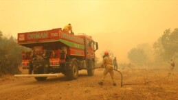 Çanakkale’de büyük orman yangını devam ediyor