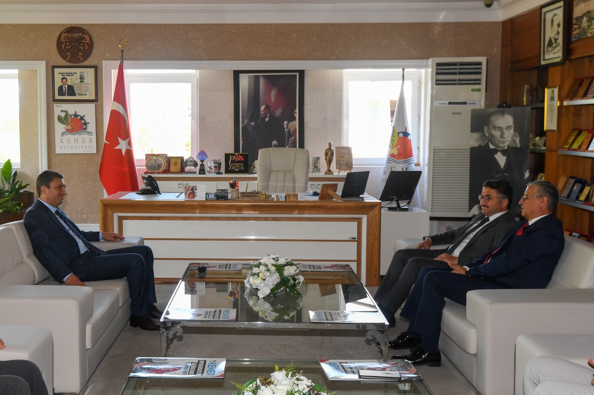 VALİ HULUSİ ŞAHİN KEMER’İ ZİYARET ETTİ