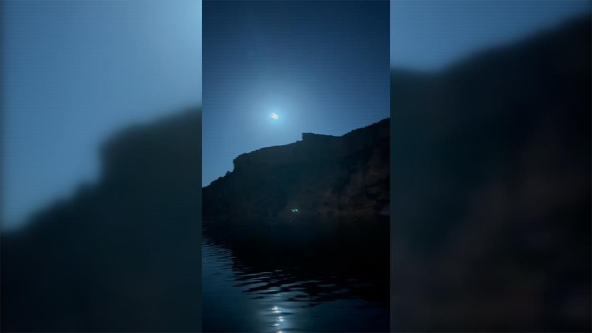 Uzmanlar dün akşam gökyüzünde görülen parlak ışığı “meteor” olarak değerlendirdi