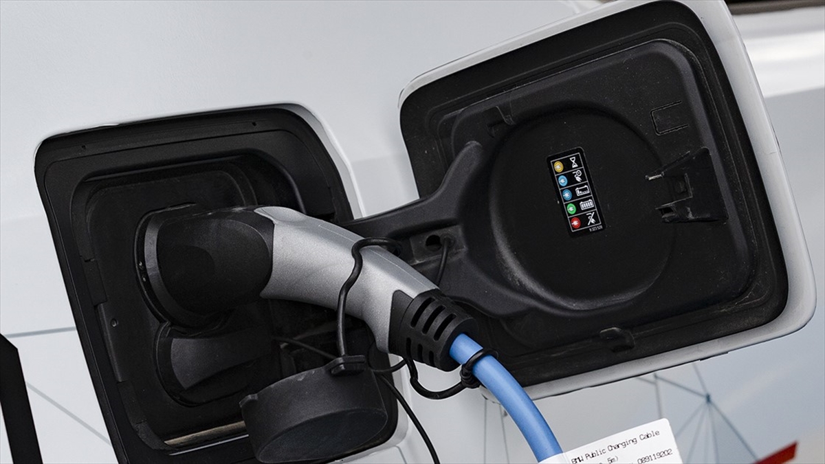 AB’den Çin elektrikli otomobillerine soruşturma