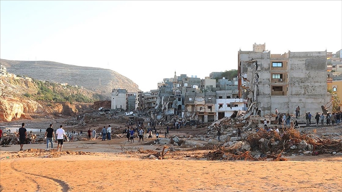 Sel felaketinin ardından Libya’ya 17 ülkeden 38 yardım uçağı ulaştı