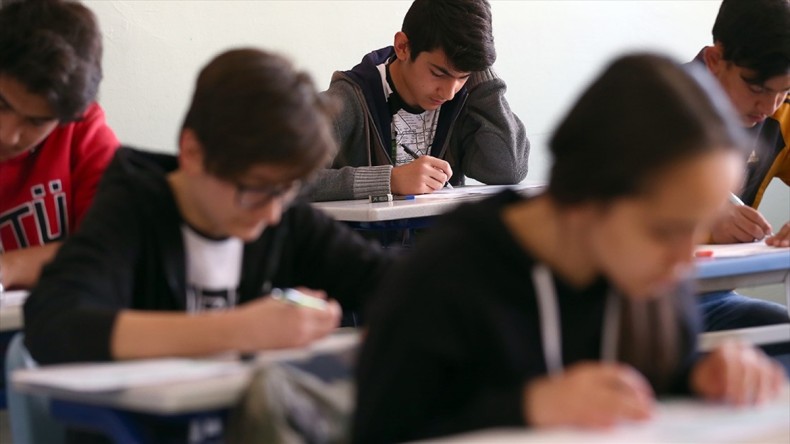 MEB ülke genelinde ortaokul ve liselerde ilk kez yapılacak “ortak sınav” tarihlerini açıkladı