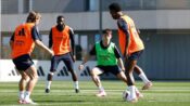 Arda Güler 2 ay sonra Real Madrid’de takımla birlikte antrenmana çıktı