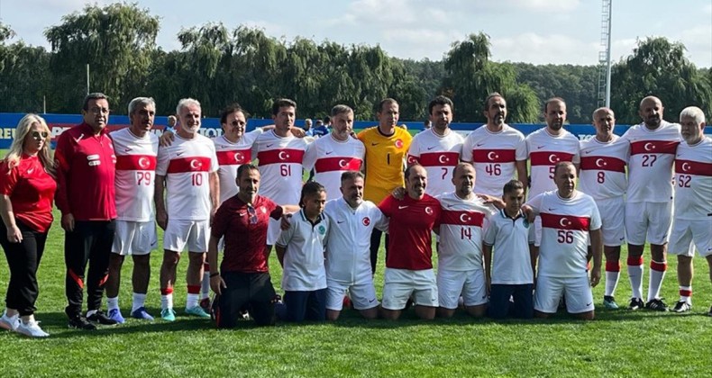 TBMM Futbol Takımı, Romanya’daki turnuvada ikinci oldu