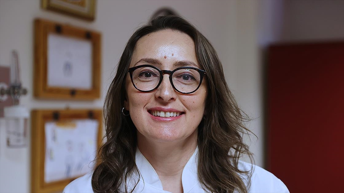 Kovid-19 deride “kaşıntılı döküntü” gelişimine neden olabiliyor