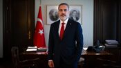 Dışişleri Bakanı Fidan, yeni büyükelçilik görevlerini tebliğ etti
