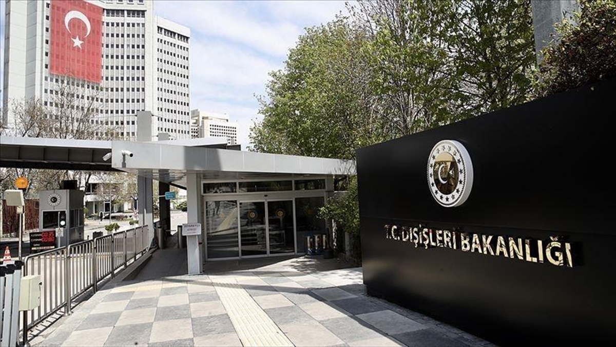 Dışişleri Bakanlığından Lübnan’daki Türk vatandaşları için uyarı