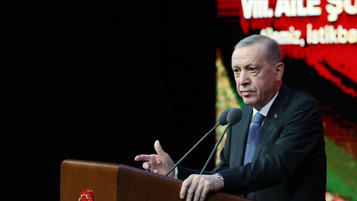Cumhurbaşkanı Erdoğan’dan AB Komisyonu’na Gazze tepkisi: Ateşkes çağrısı için daha ne kadar çocuk ölmesi lazım