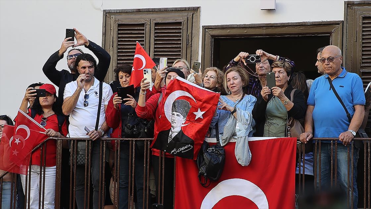 Selanik’teki Atatürk Evi’nde, Türkiye Cumhuriyeti’nin 100. yılı dolayısıyla tören düzenlendi
