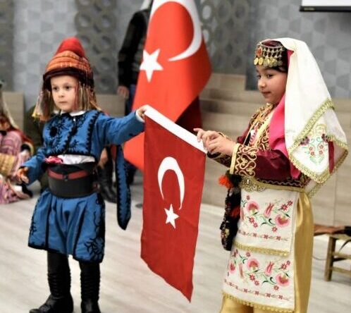 ÇOCUK VE GENÇLERİN KALBİNE GİRMEDE 20 TAKTİK.