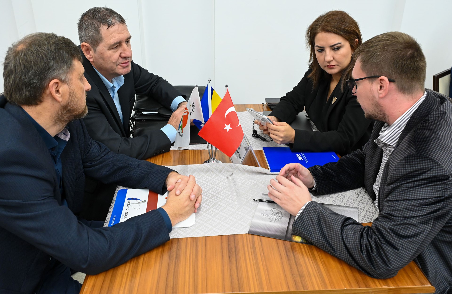 SARAYBOSNA’DA ANTALYA OSB RÜZGARI ESTİ