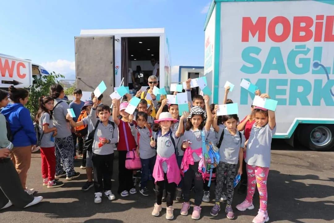 Kepez’in Mobil Sağlık Merkezi BİLİMFEST’te