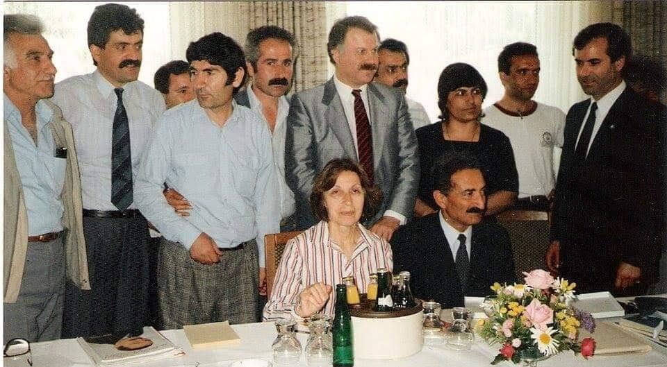 TÜRK SİYASET HAYATINDAN BİR KARAOĞLAN GEÇTİ!