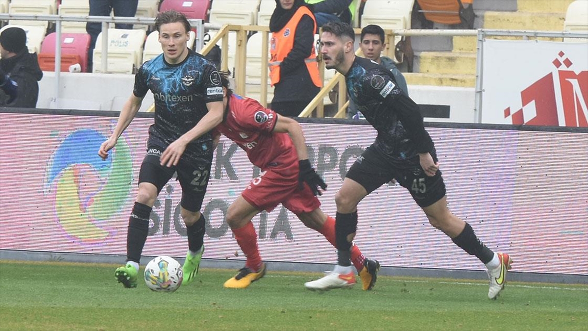 AA-20231104-32644725-32644724-SIVASSPOR_SUPER_LIGDE_YARIN_ADANA_DEMIRSPOR_ILE_KARSILASACAK