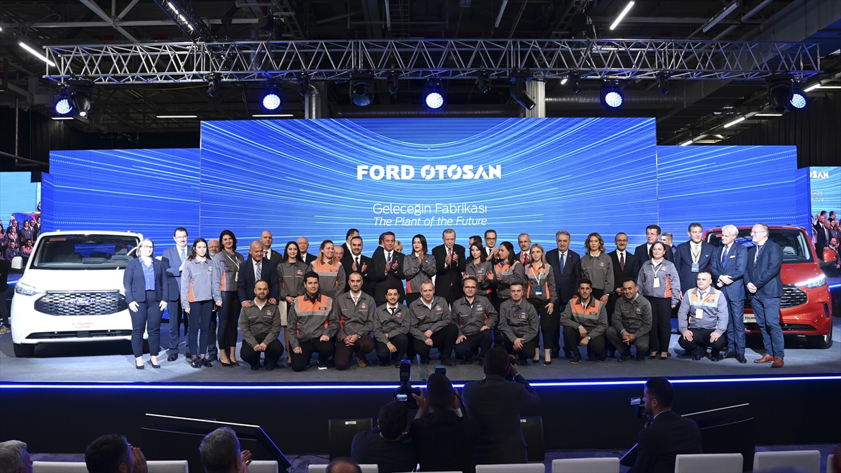 Ford Otosan’ın yenilenen Yeniköy Fabrikası açıldı