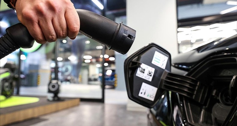 Elektrikli otomobillerin ÖTV matrahında düzenlemeye gidildi