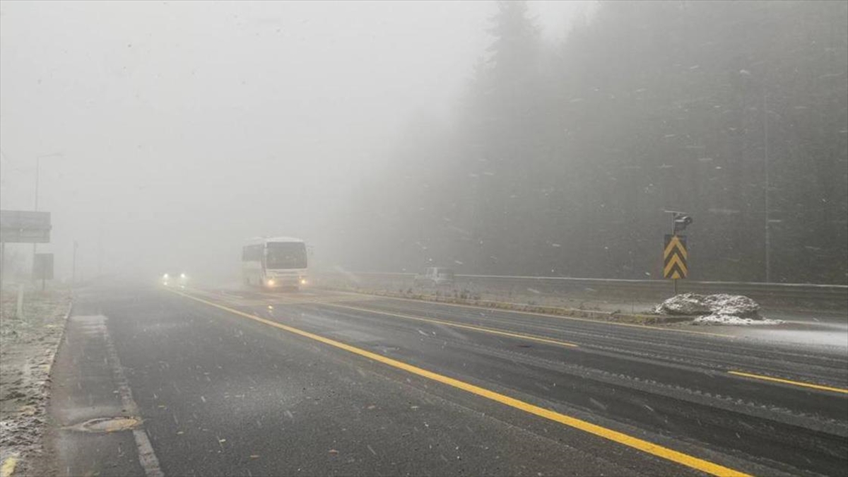 Bolu Dağı’nda kar etkili oldu