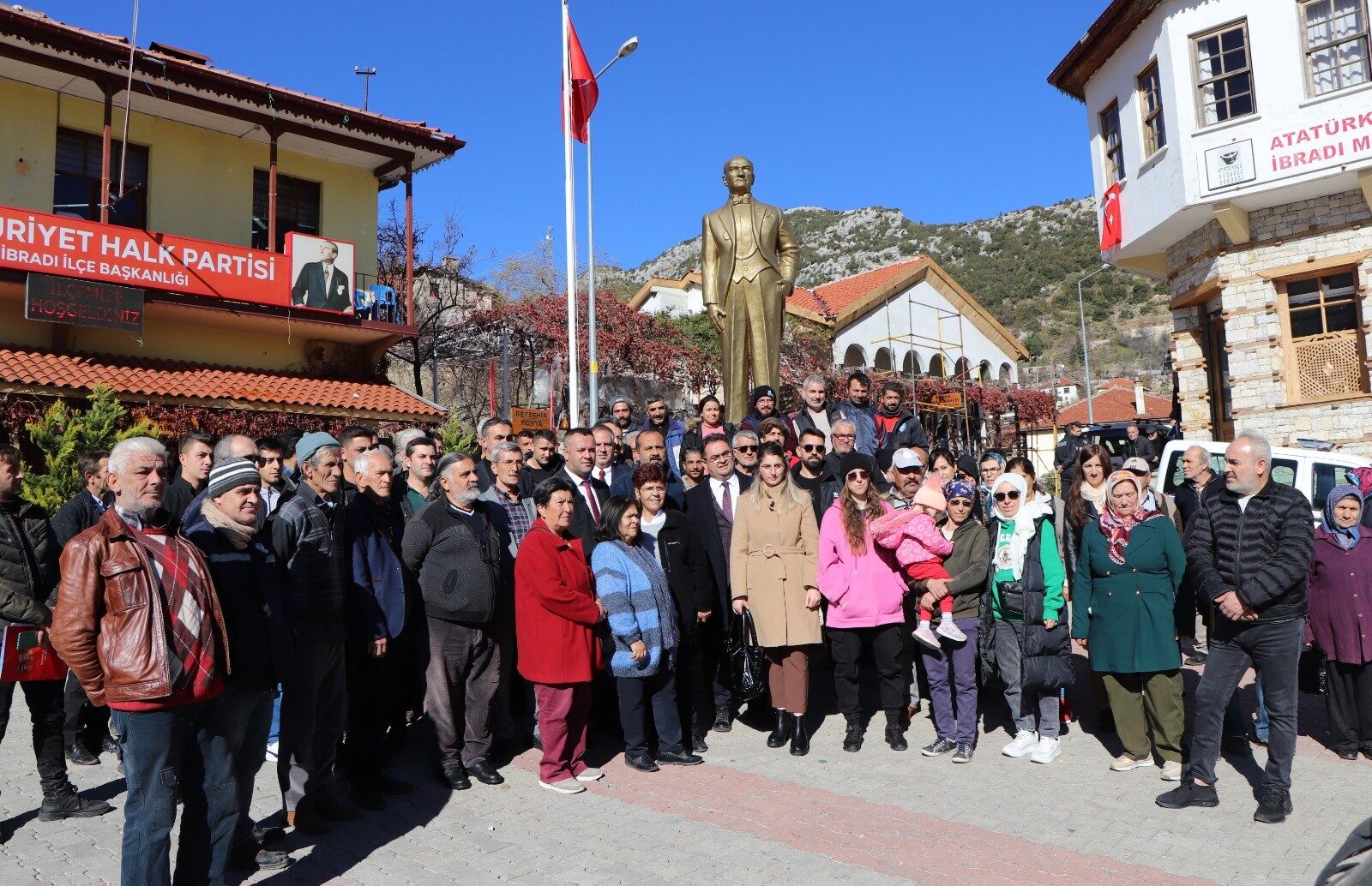 Başkan Küçükkuru “Yuvaya Döndük”