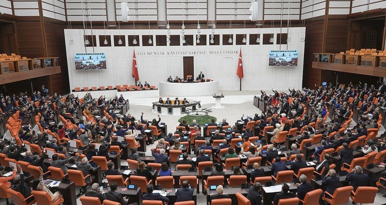 TBMM, ekonomiye ilişkin düzenlemeler içeren kanun teklifi için mesai yapacak
