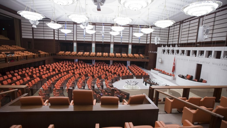 Meclis’te 733 dokunulmazlık fezlekesi bulunuyor