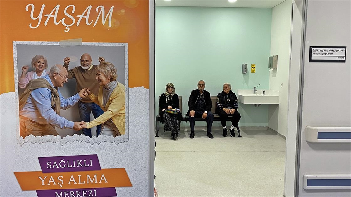 Mersin’de 65 yaş ve üstü vatandaşlar “Sağlıklı Yaş Alma Merkezi”ne emanet
