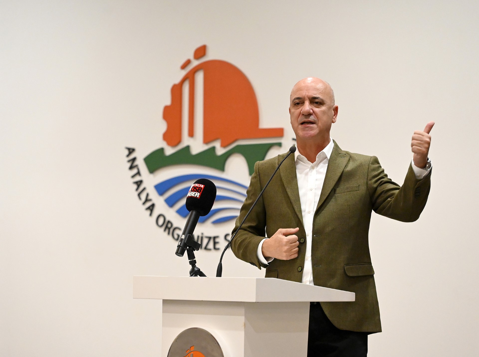 Son dakika: Antalya’da tekne kazası geçiren ATSO Başkanı Ali Bahar hayatını kaybetti.