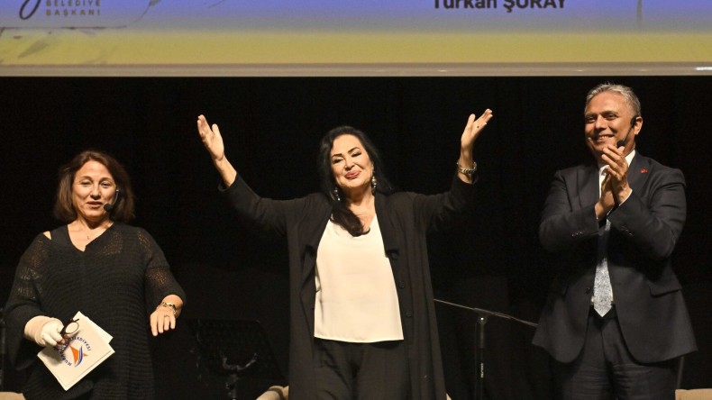 Türkan Şoray onur konuğu oldu