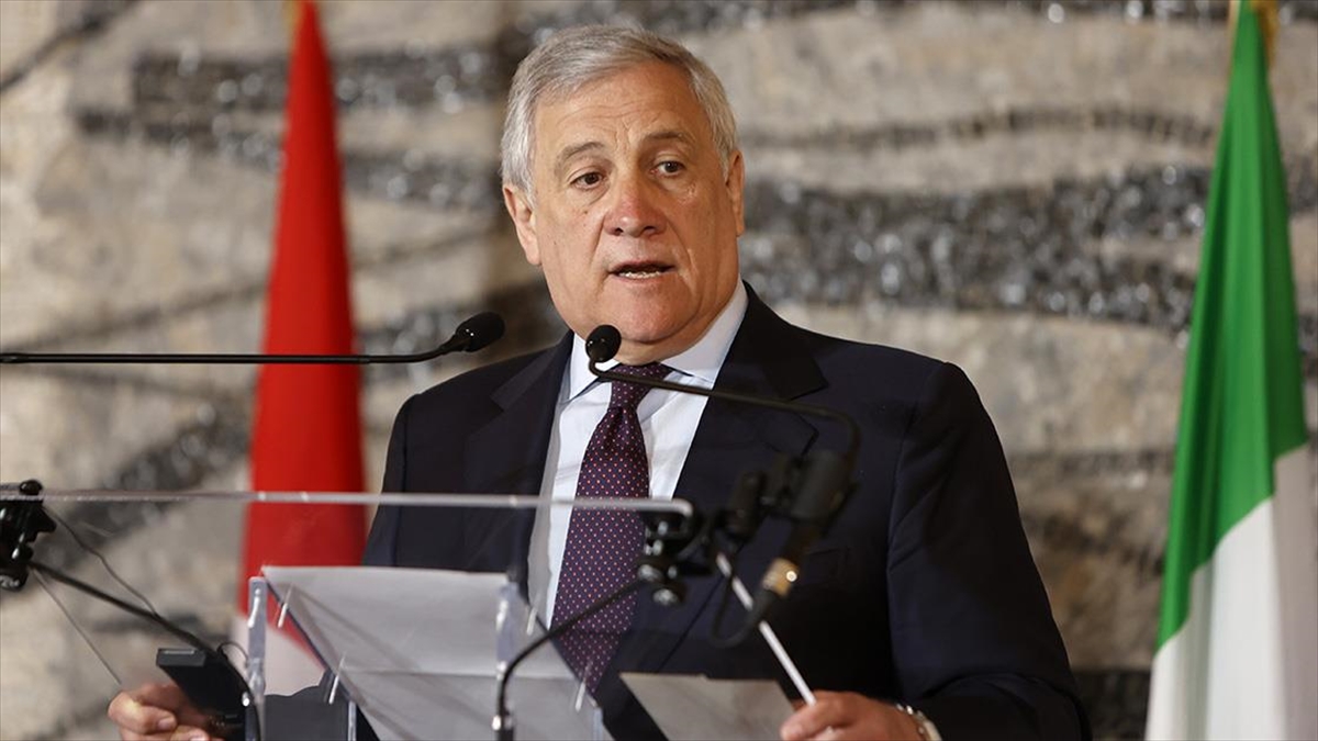 İtalya Dışişleri Bakanı Tajani’den, “AB ordusu” kurulması çağrısı