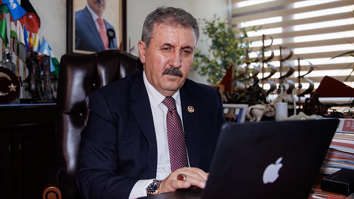 BBP Genel Başkanı Destici’nin “Yılın Kareleri” oylamasındaki tercihi “Haykırış” oldu