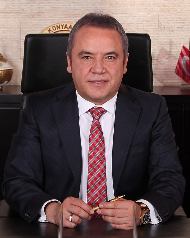 SON DAKİKA: CHP ANTALYA BÜYÜKŞEHİR BÖCEKLE DEVAM