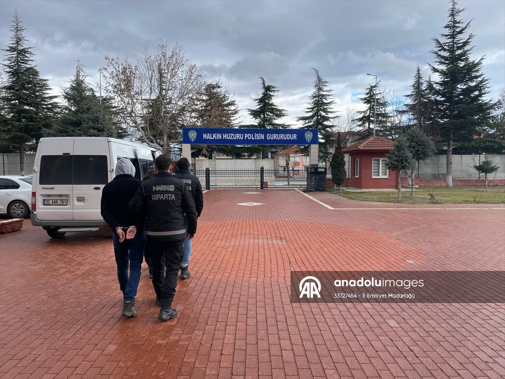 Isparta’daki uyuşturucu operasyonunda 2 tutuklama