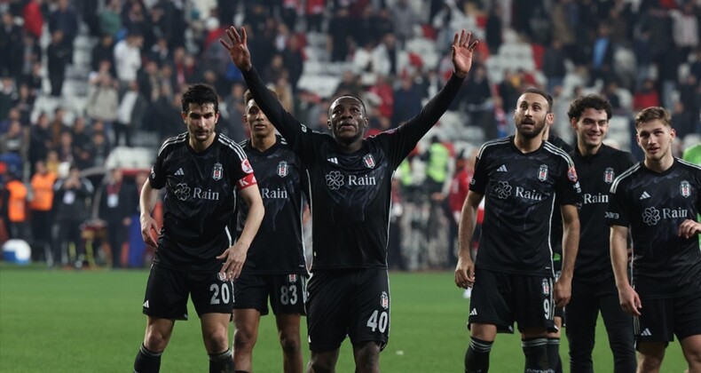 Beşiktaş, Süper Lig’de yarın Kayserispor’un konuğu olacak