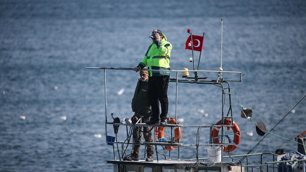 Marmara Denizi’nde batan geminin mürettebatını arama çalışmaları 12. gününde devam ediyor