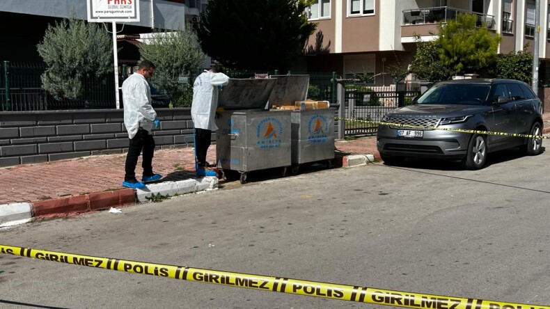Antalya’da mesai arkadaşı tarafından bıçaklanan zabıta hayatını kaybetti