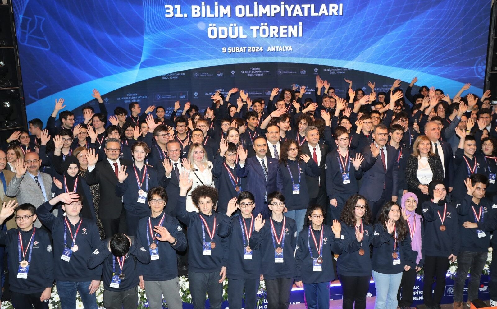 Akdeniz Üniversitesinde Bilim Olimpiyatları Ödül Töreni gerçekleştirildi   Genç bilimseverler ödüllerini aldı 