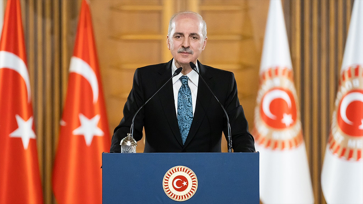 TBMM Başkanı Kurtulmuş: Dün Çanakkale’de geçit vermeyenlerin torunları, bugün de teröre alet olanlara karşı direnmekte