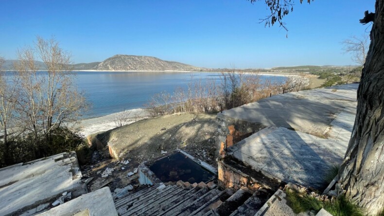 Salda Gölü yakınında erkek cesedi bulundu