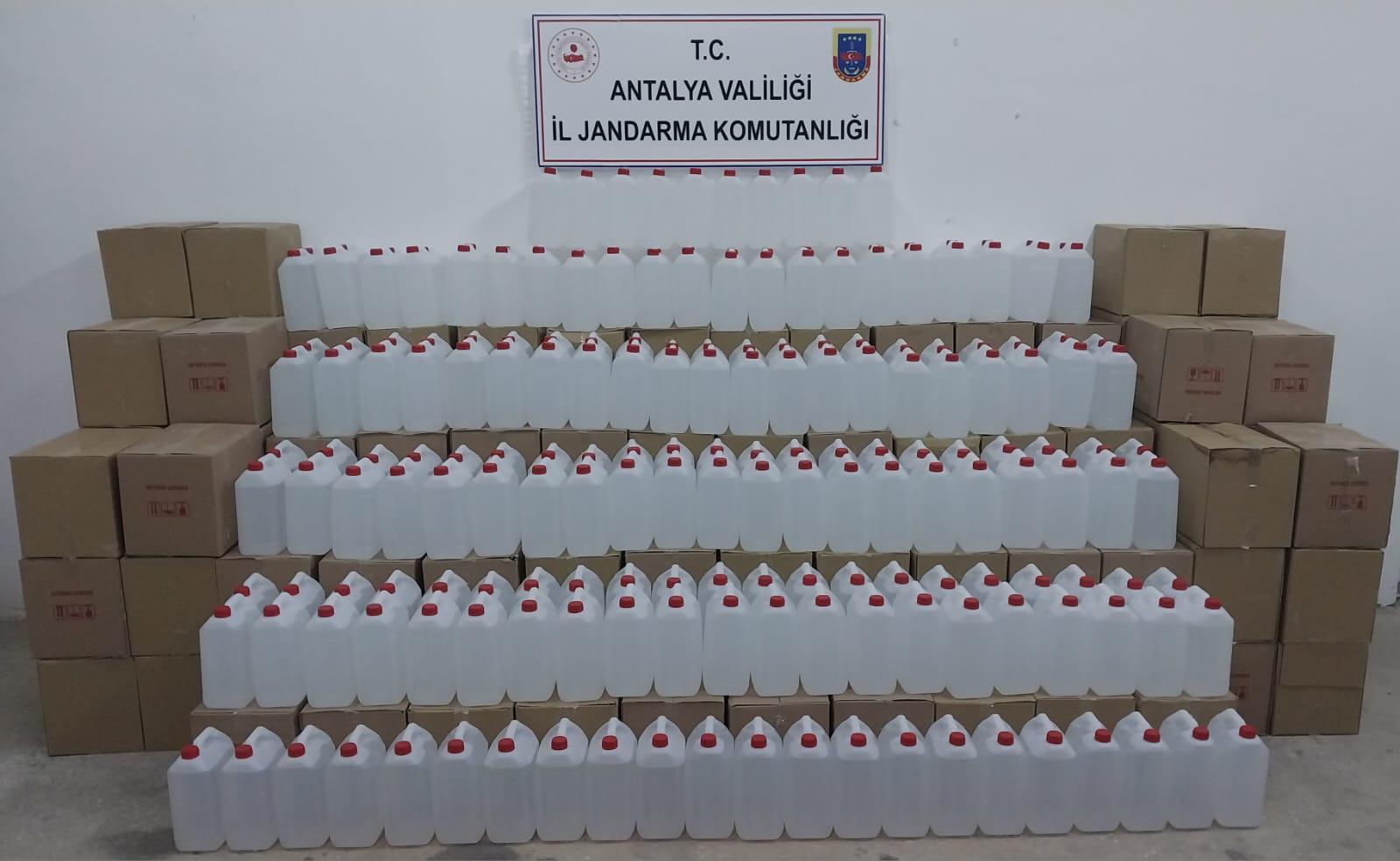 Antalya’da 7 ton kaçak etil alkol ele geçirildi