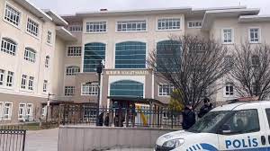 Burdur’da darbettiği iddia edilen kişinin ölümüne neden olan polise 9 yıl hapis