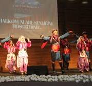 VAN – “Halkoyunları Şenliği” düzenlendi