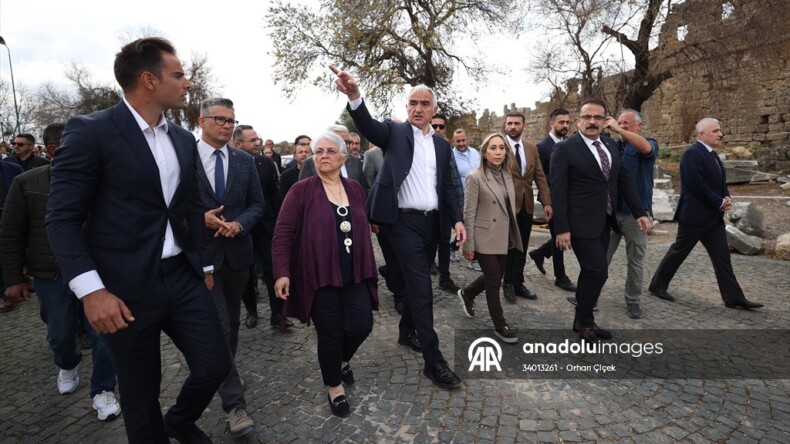 Kültür ve Turizm Bakanı Ersoy, Side Antik Kenti Karşılama Merkezi’nin açılışında konuştu: