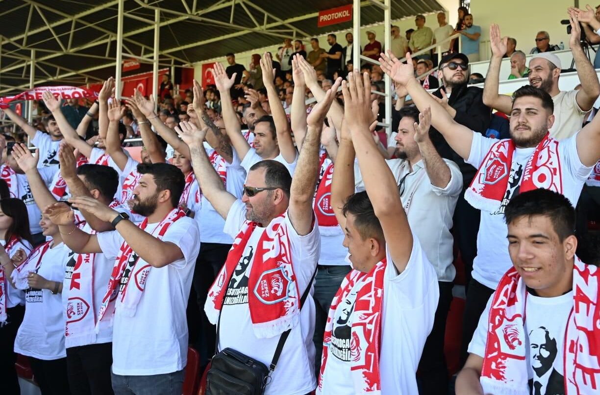 Kepezspor taraftarı stadyumdan Kocagöz için ‘adalet’ istedi