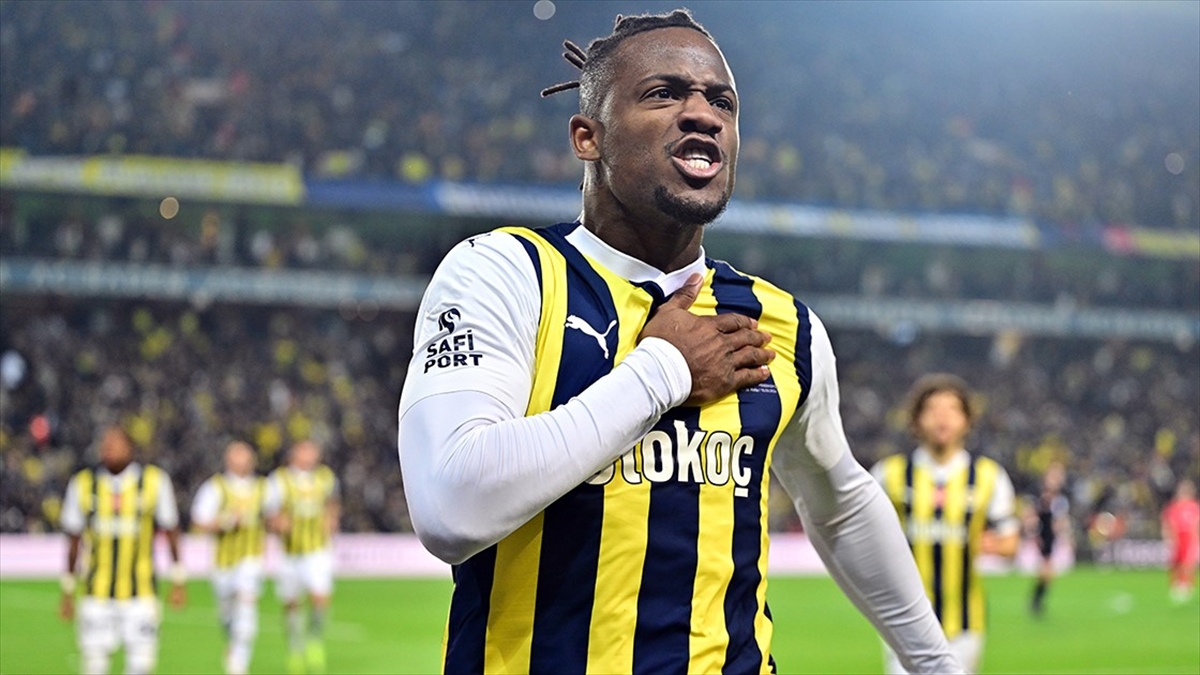 Fenerbahçe’nin “nöbetçi golcü”sü Michy Batshuayi